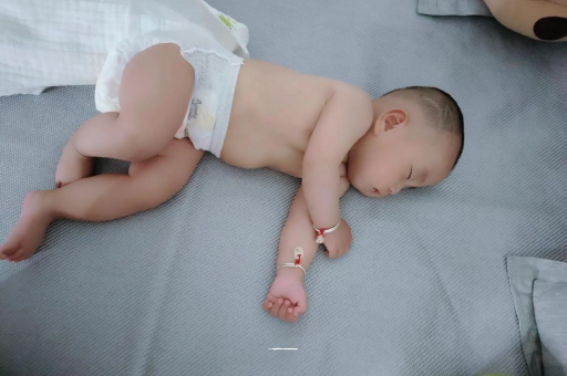 新余宝宝口水多怎么回事